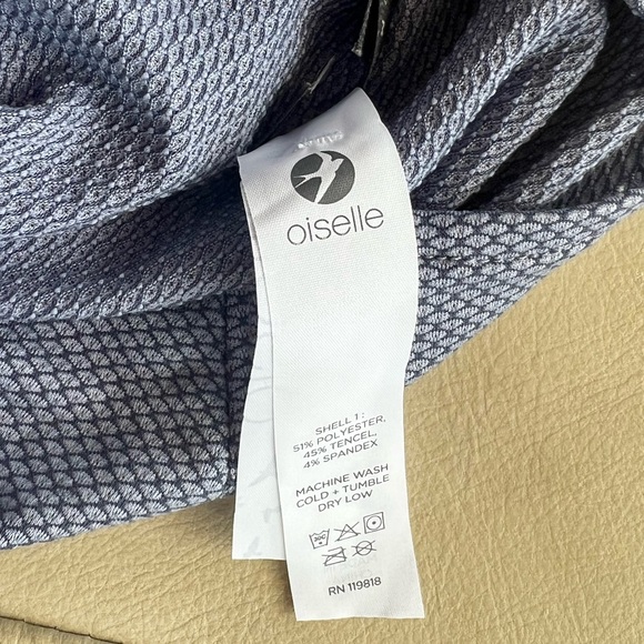 Oiselle Mile one long Sleeve lightweight shirt cowl neck - Picture 8 of 8